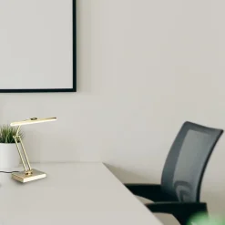 Straluma Dimbare LED bureaulamp brons verstelbaar><noscript><img width=