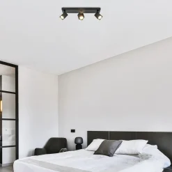 Straluma Langwerpige opbouwspot 3-lichts balk zwart><noscript><img width=