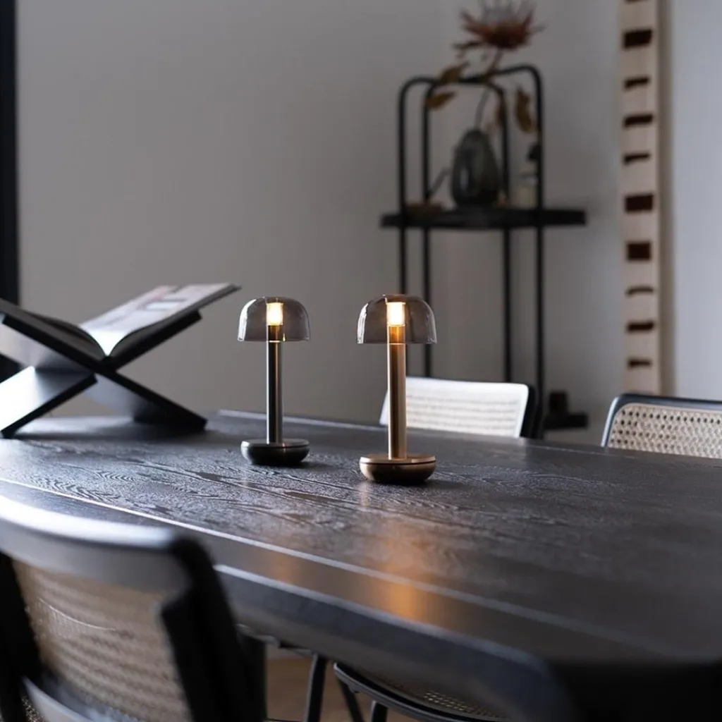 Straluma Luxe tafellamp op batterij dimbaar titanium/smoke> Tafellampen|Keukenverlichting