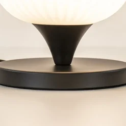 Straluma Mat witte tafellamp met zwarte voet><noscript><img width=