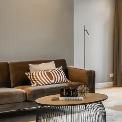 Straluma Moderne LED vloerlamp zwart met gouden spot><noscript><img width=