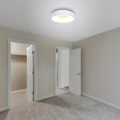 Straluma Moderne plafondlamp wit met geïntegreerd LED><noscript><img width=