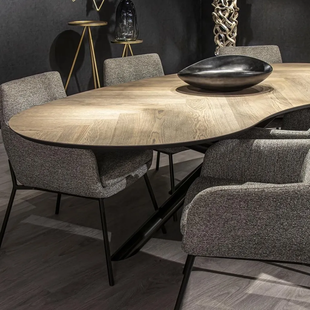 Straluma Organische eettafel eiken met zwarte poot en visgraat> Eettafels