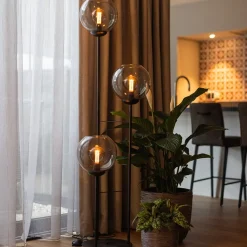 Straluma Vloerlamp 3-L zwart met bolglas smoke><noscript><img width=